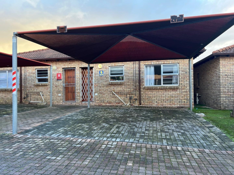 To Let 2 Bedroom Property for Rent in Walmer Heights Eastern Cape